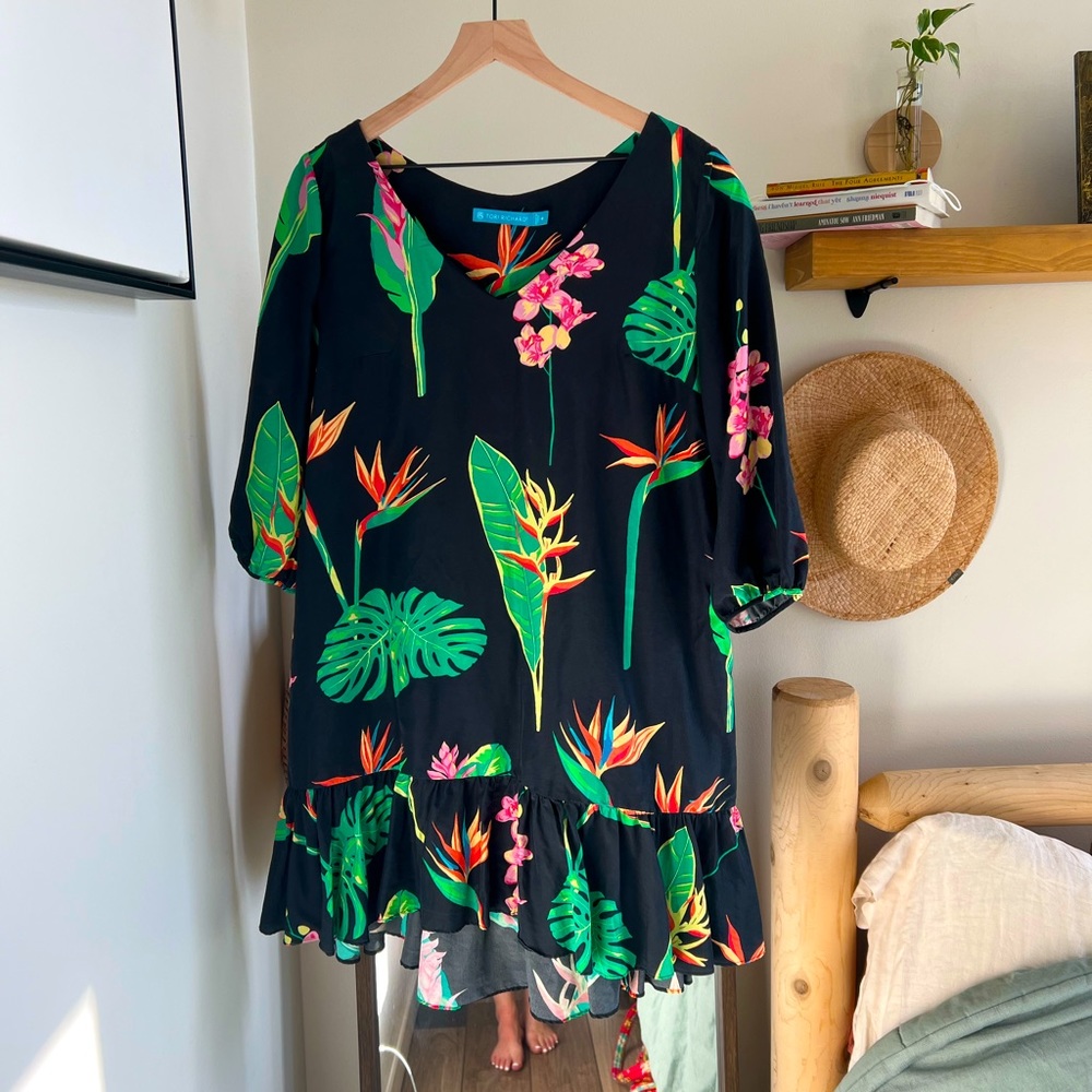 Black Printed Silk Hawaiian Dress - Tori Richards